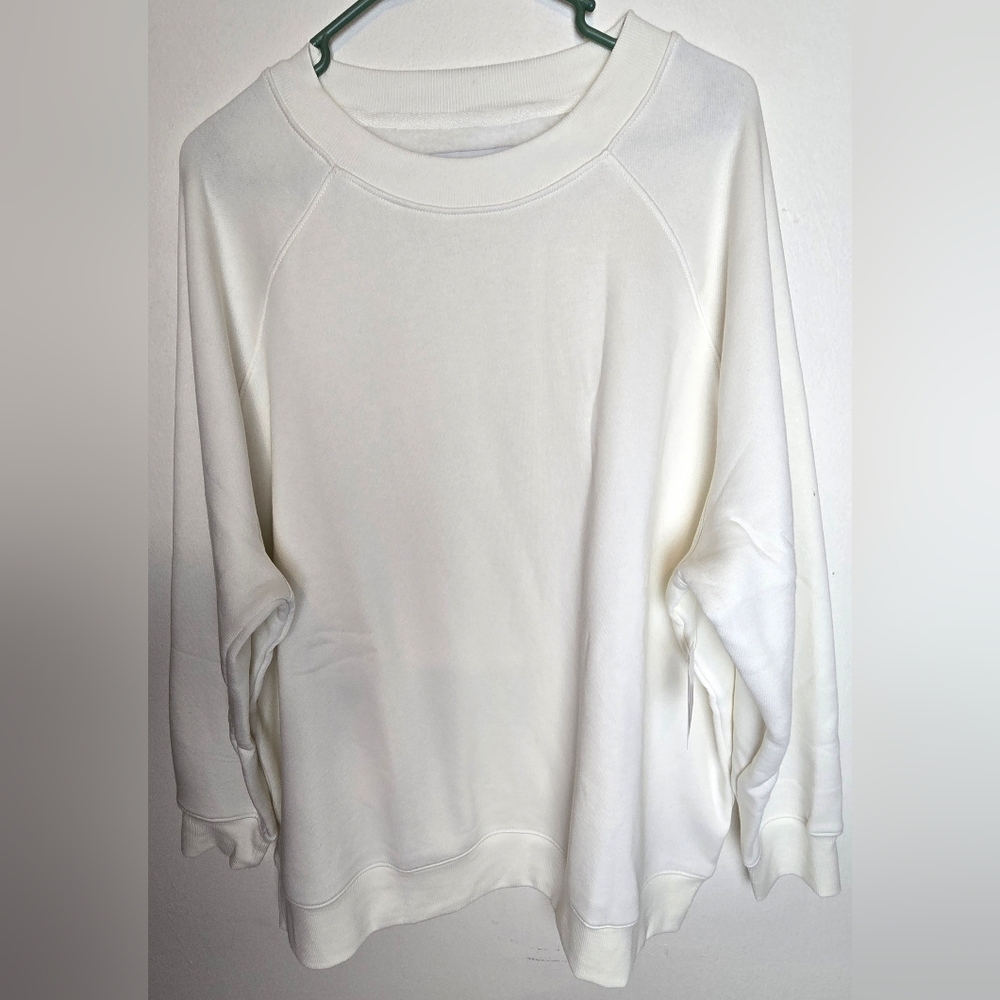 Womens White Crewneck Sweatshirt 2X NEW